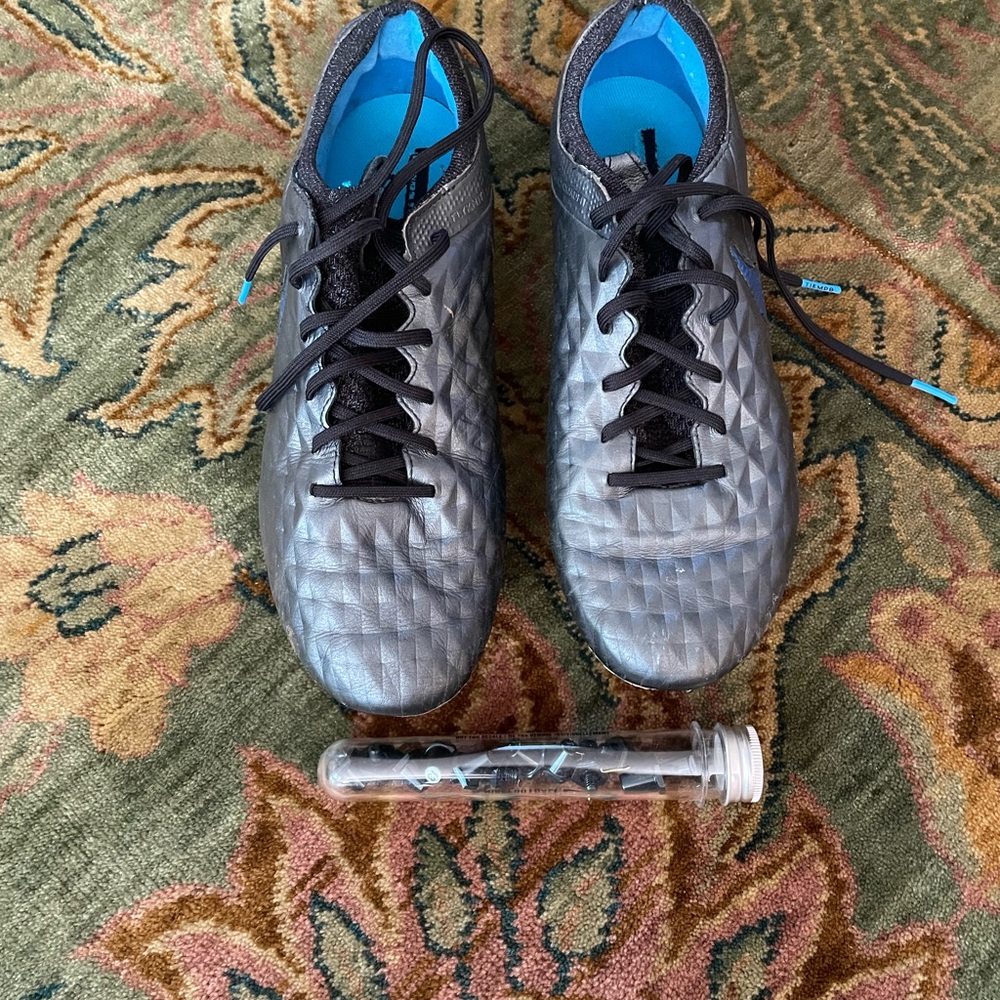 Nike tiempo soft ground cleats
